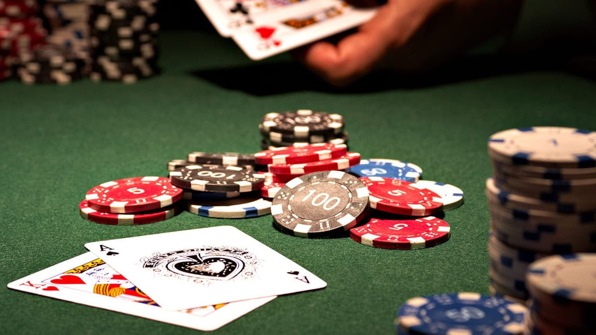 Comment choisir son tapis de poker